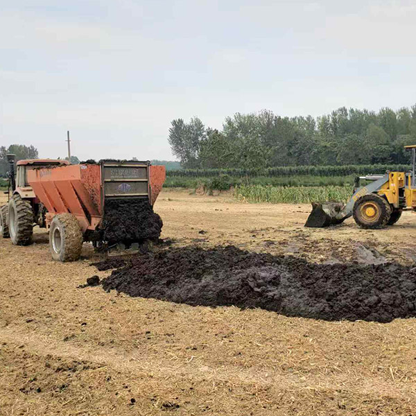 黏湿粪撒粪车 黏湿粪撒粪车